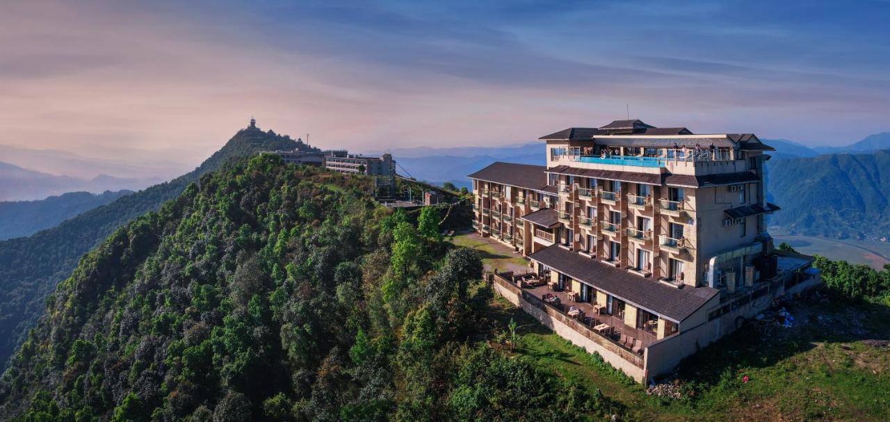 Sarangkot Mountain Lodge Покхара Екстер'єр фото