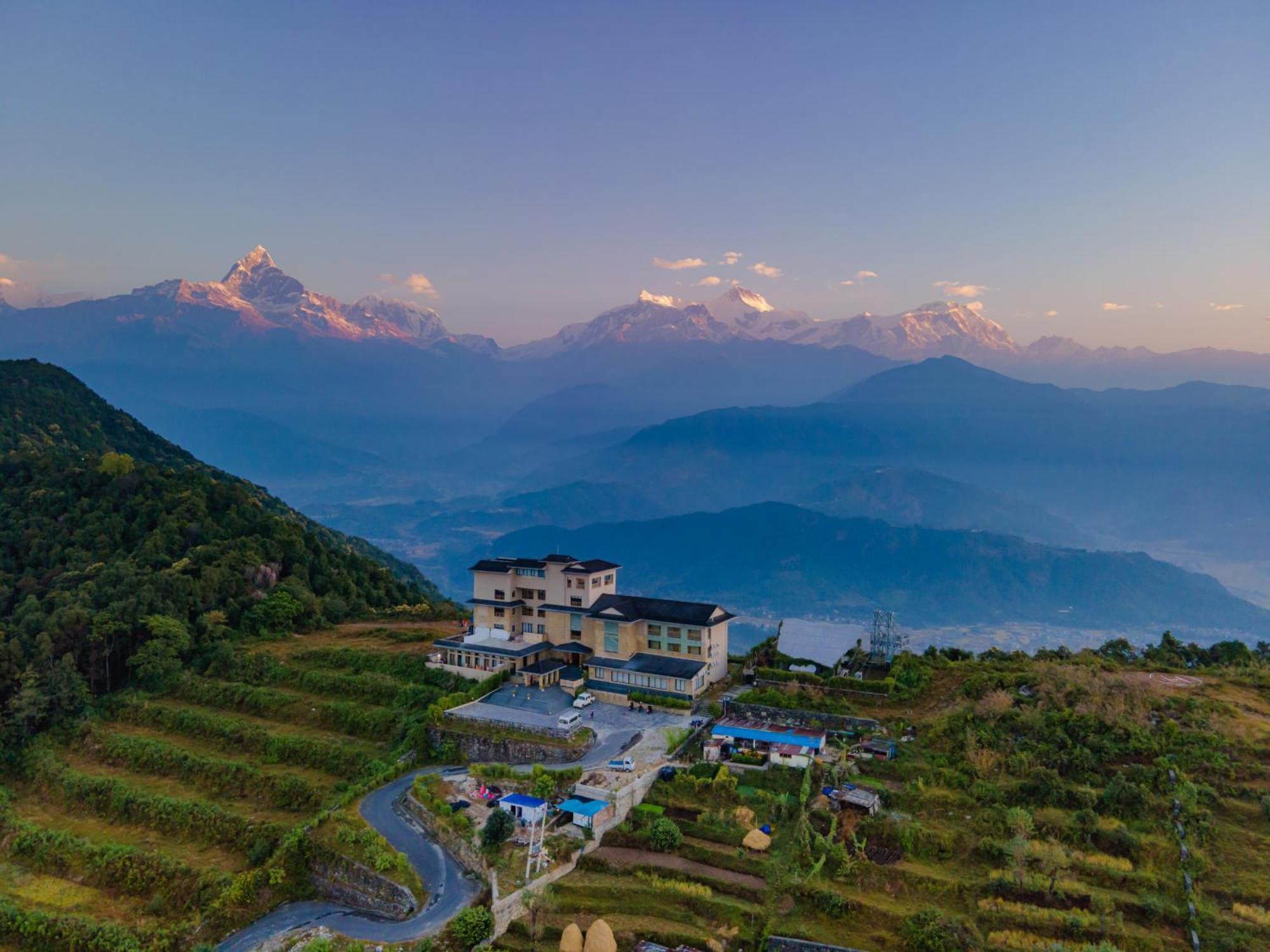 Sarangkot Mountain Lodge Покхара Екстер'єр фото